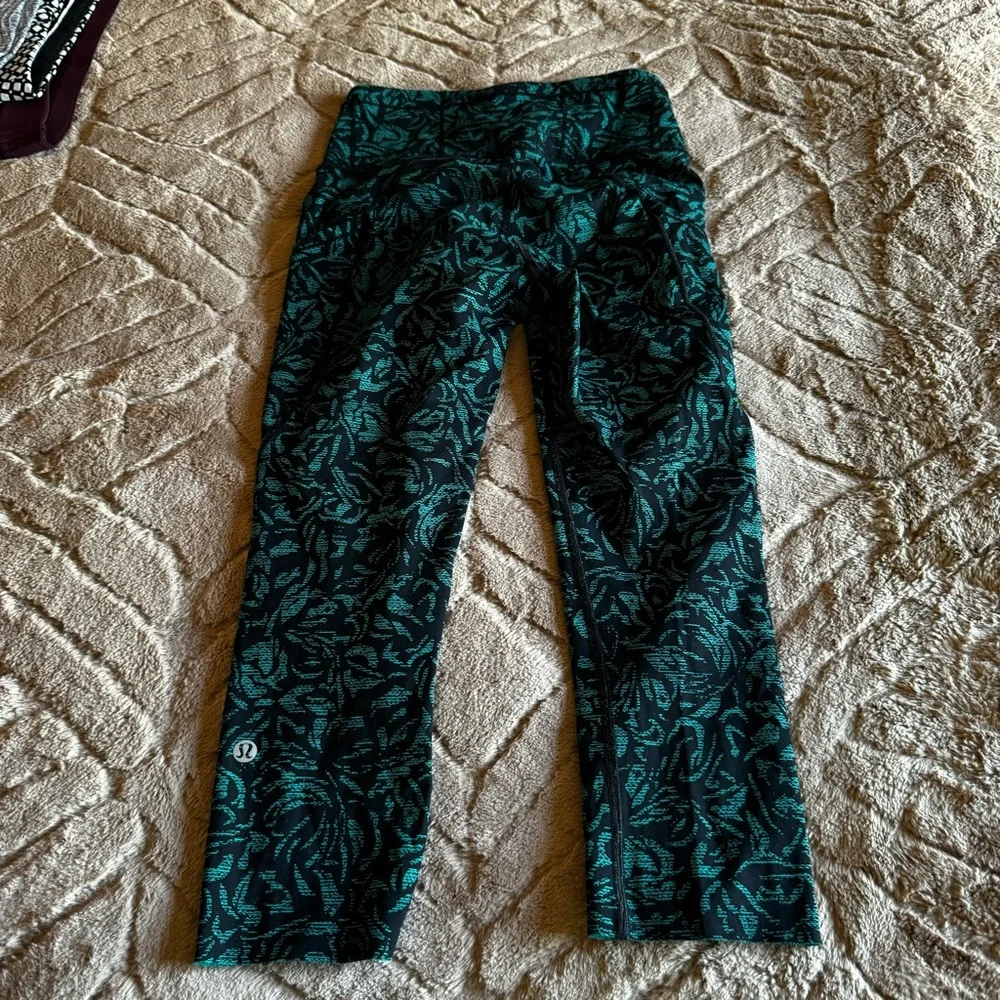 Lululemon leggings EUC